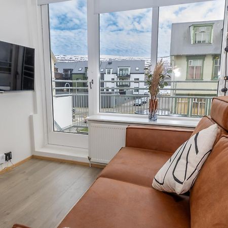 Charming Deluxe Apartment Akureyri Zimmer foto